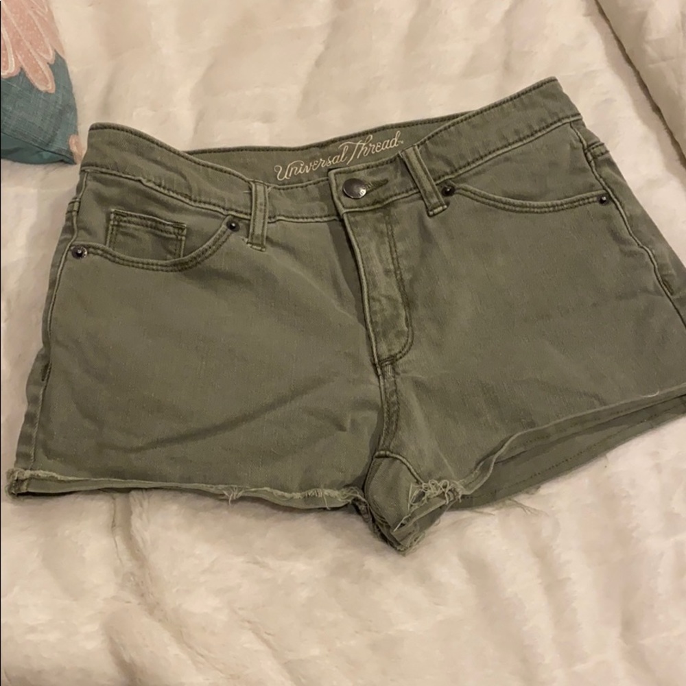 High rise olive green shorts